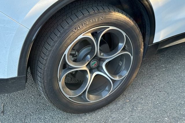 2019 Alfa Romeo Stelvio Ti