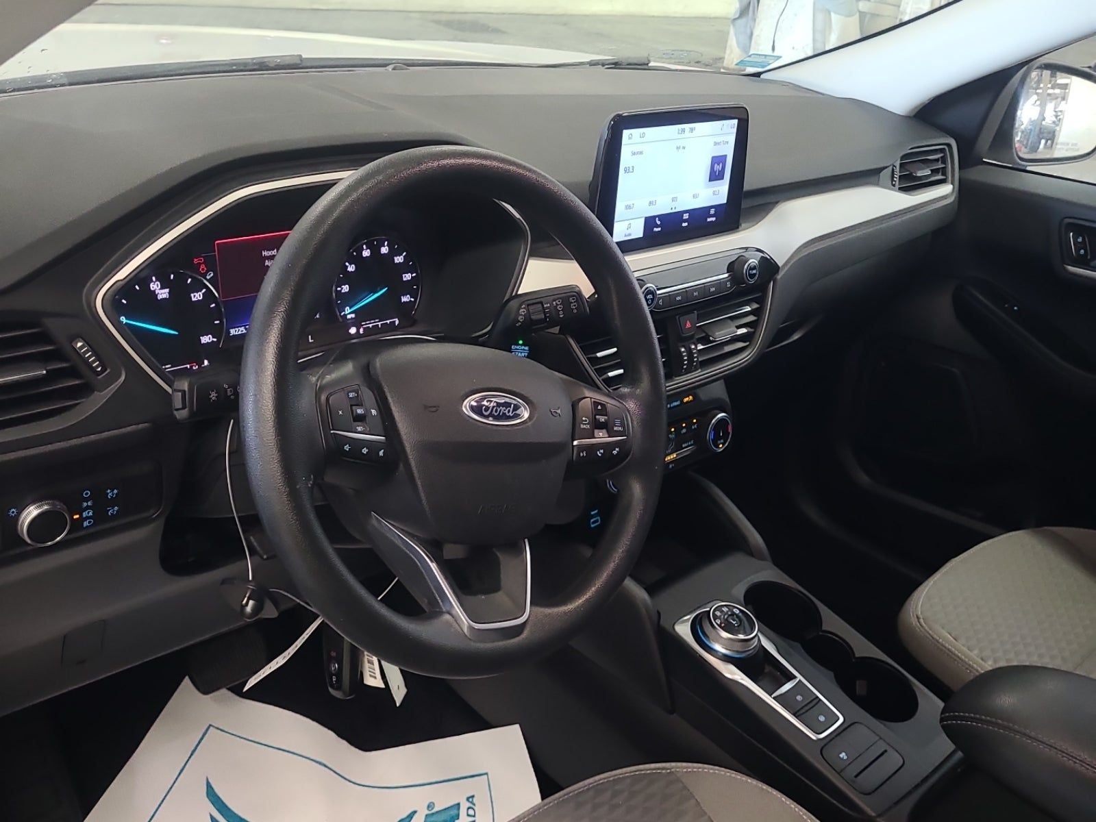 2022 Ford Escape Hybrid SE