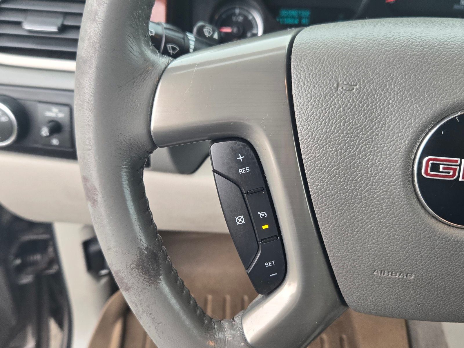 2014 GMC Yukon XL SLT 1500