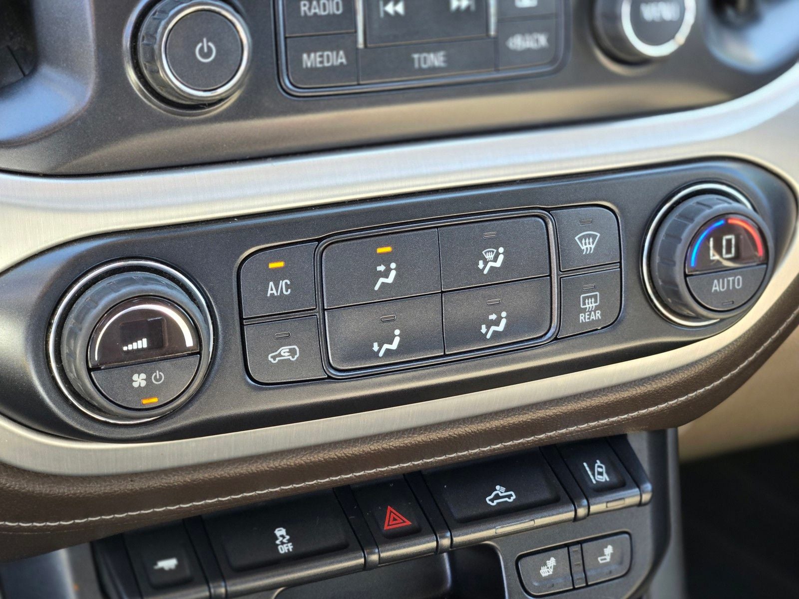 2016 GMC Canyon SLT
