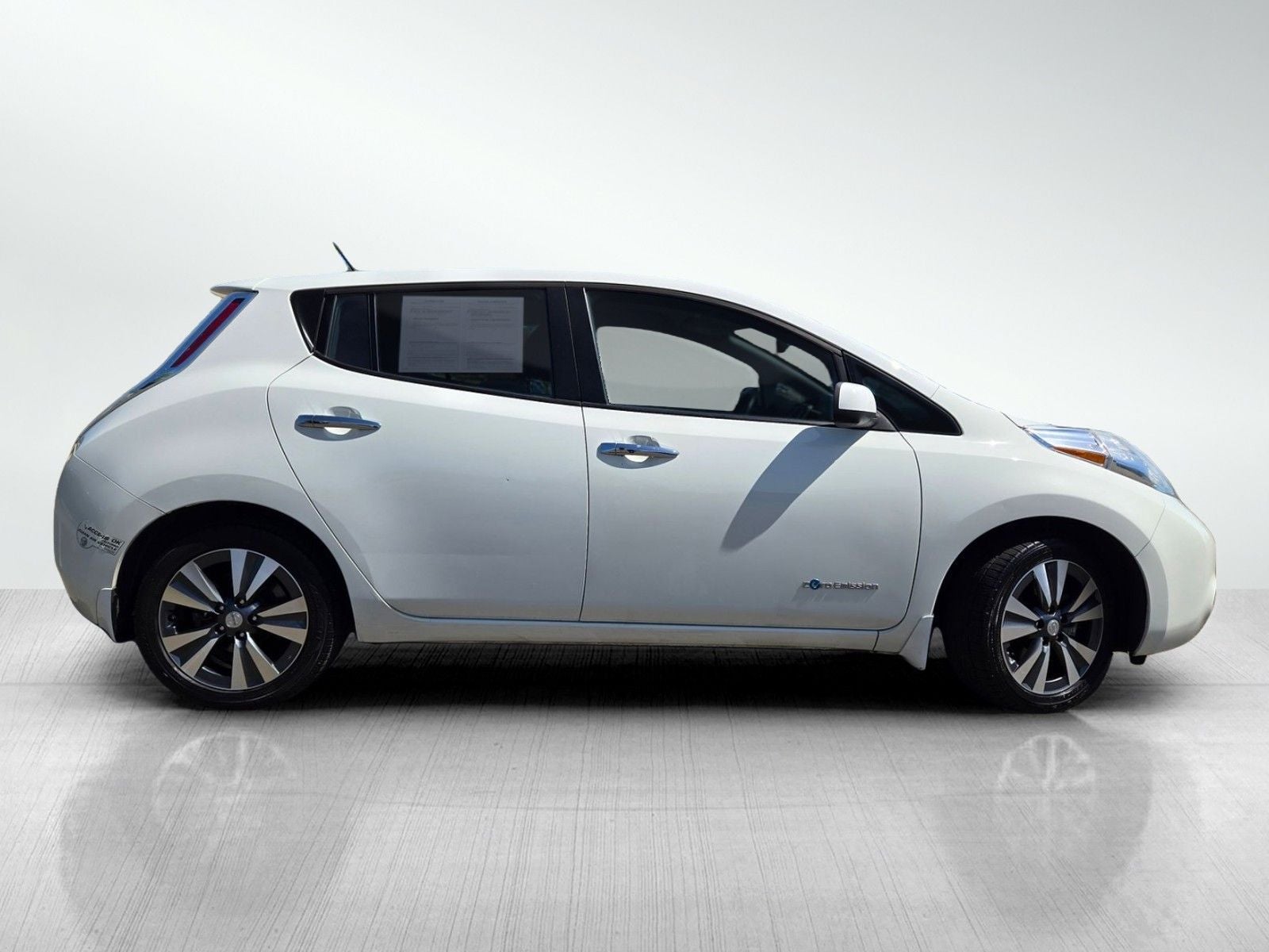 2016 Nissan Leaf SV