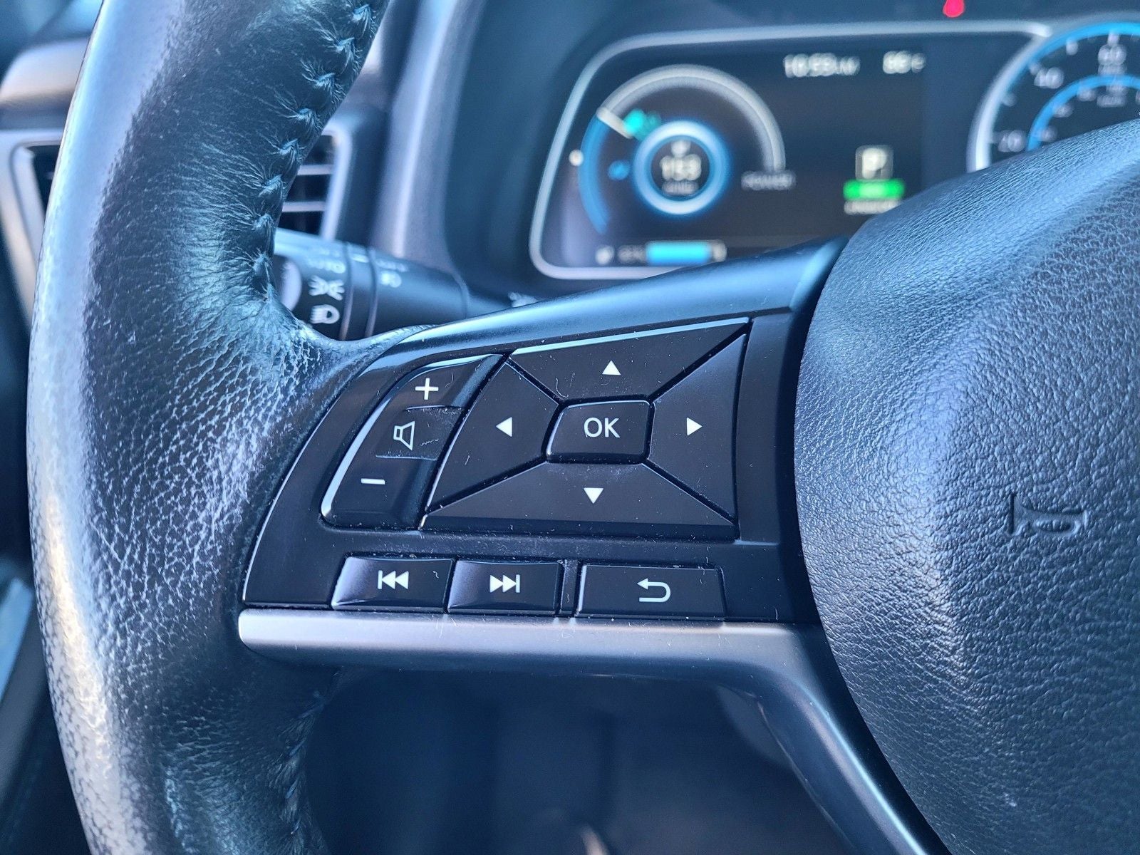 2023 Nissan Leaf SV Plus