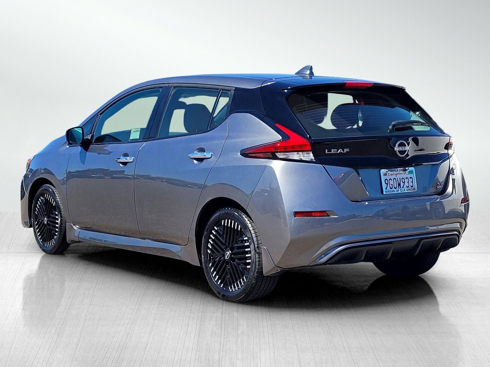 2023 Nissan Leaf SV Plus