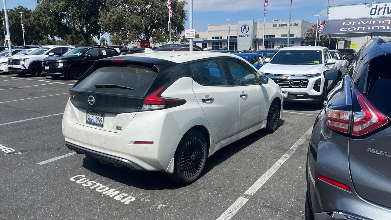 2023 Nissan Leaf SV Plus