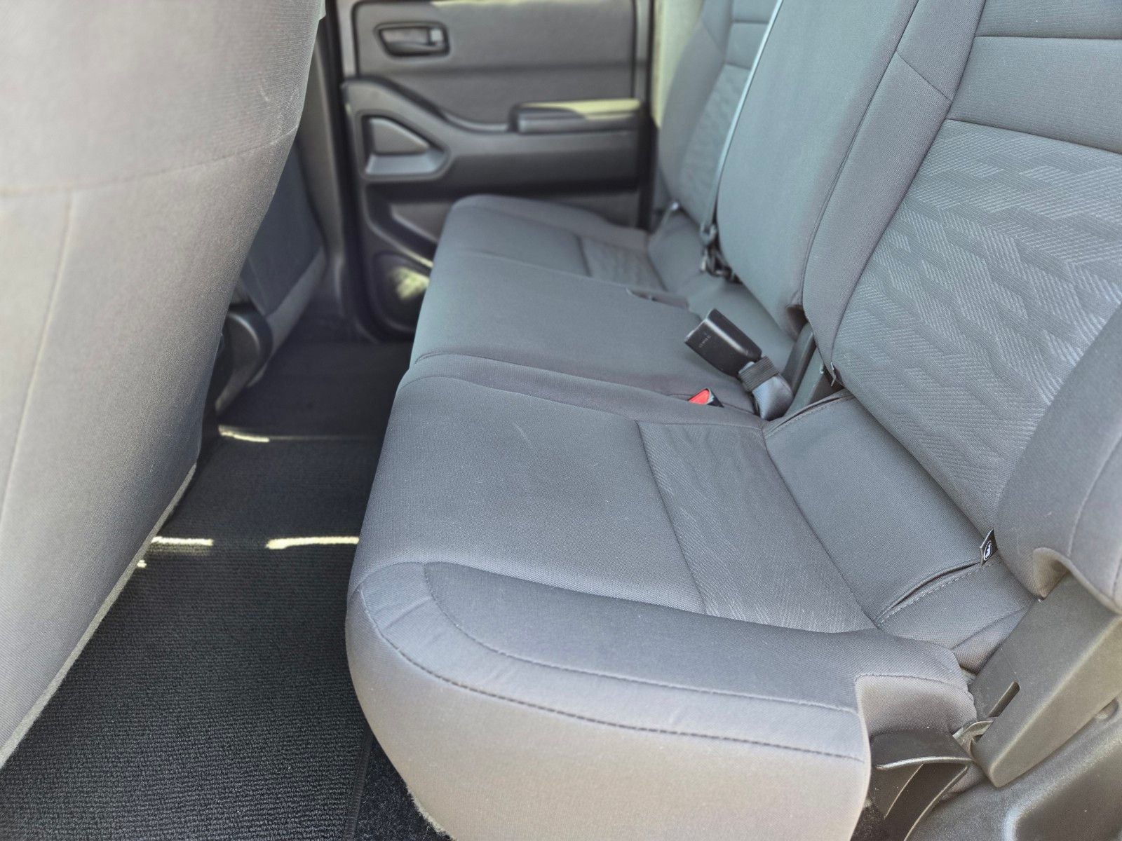 2023 Nissan Frontier S