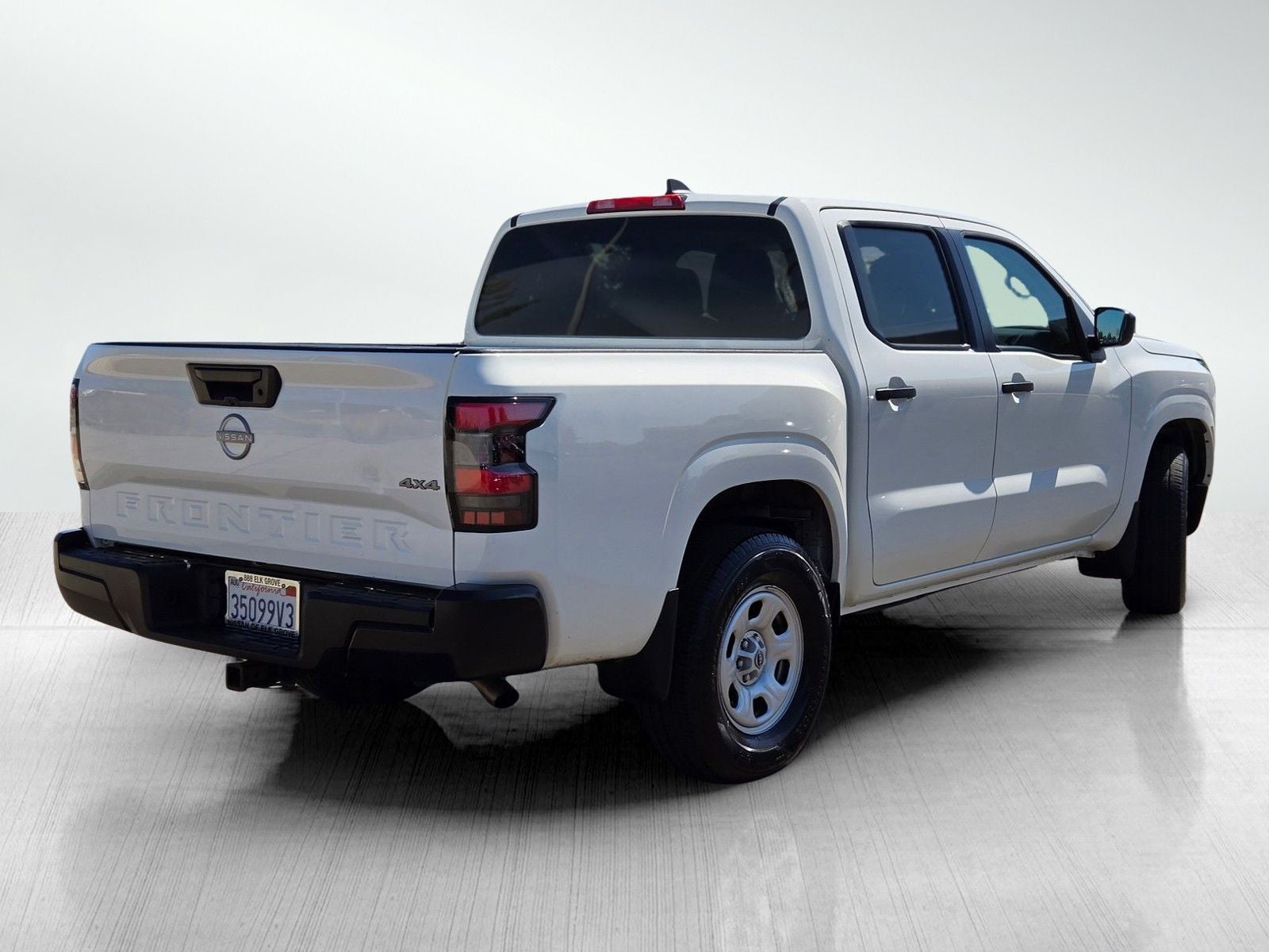 2023 Nissan Frontier S