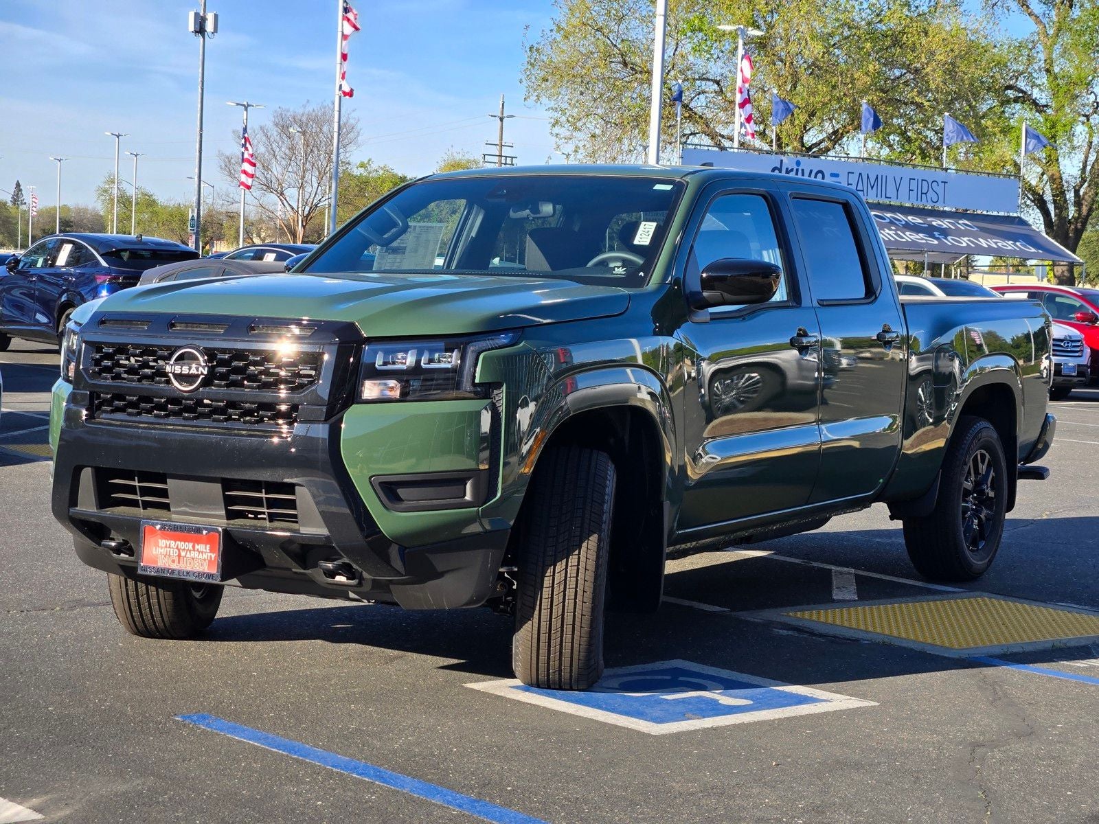 2026 Nissan Frontier SV