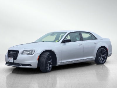 2021 Chrysler 300 Touring