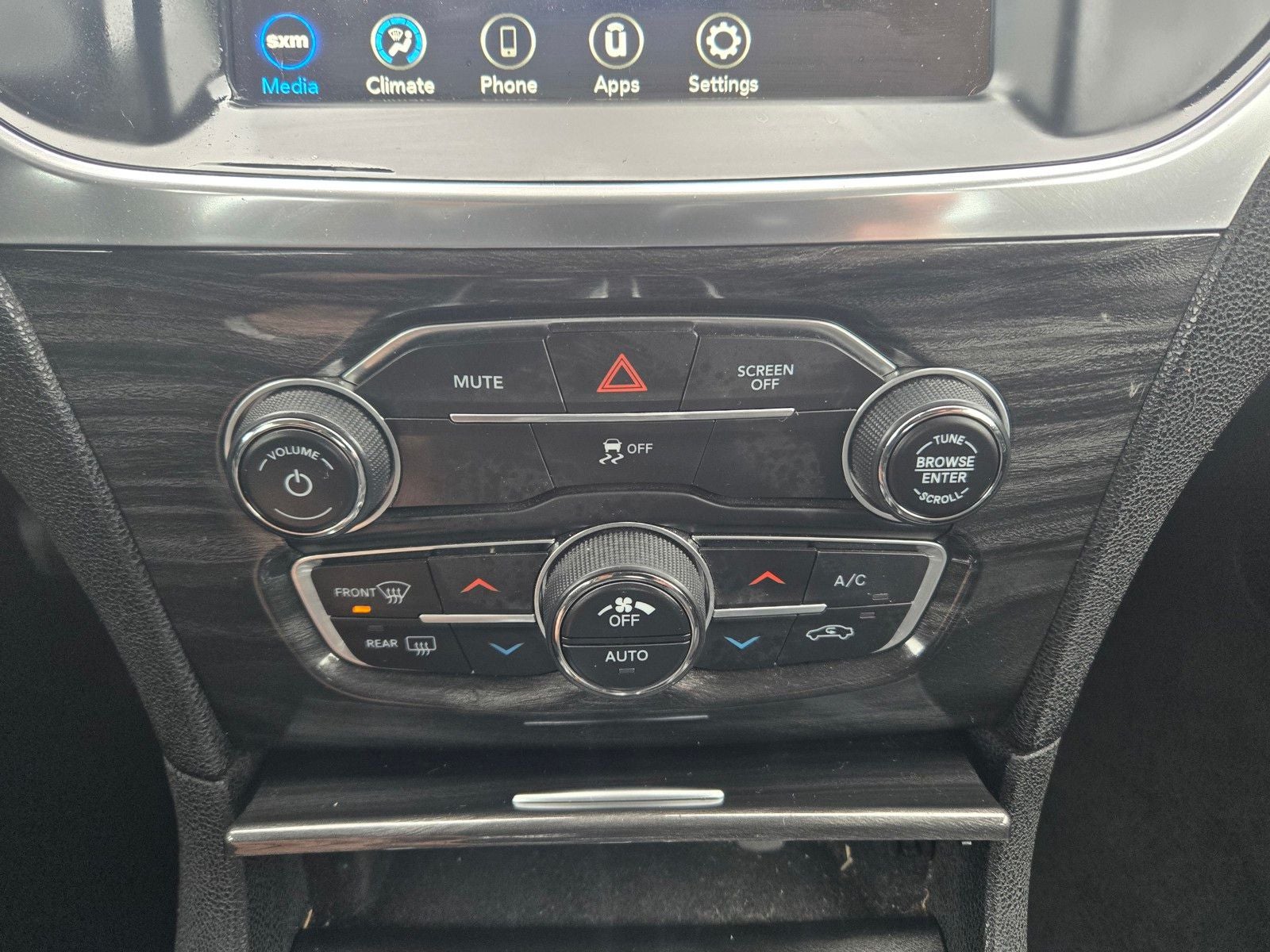 2021 Chrysler 300 Touring