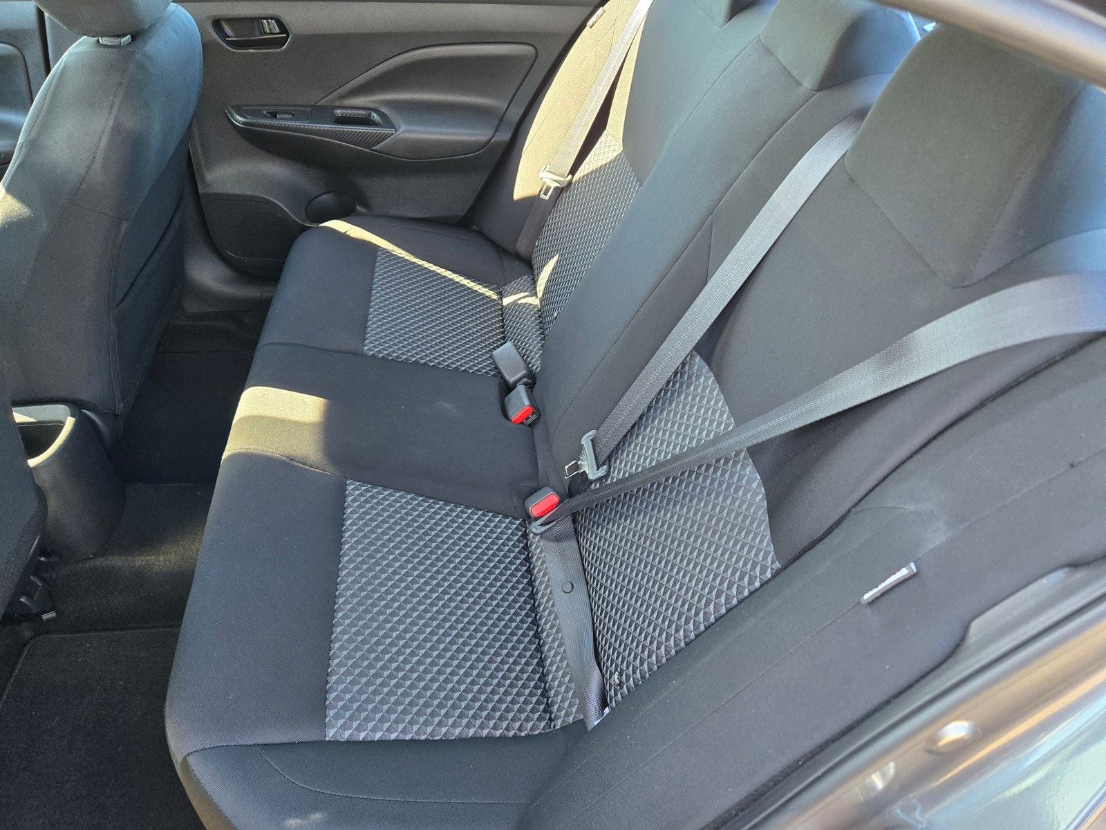2023 Nissan Versa 1.6 S