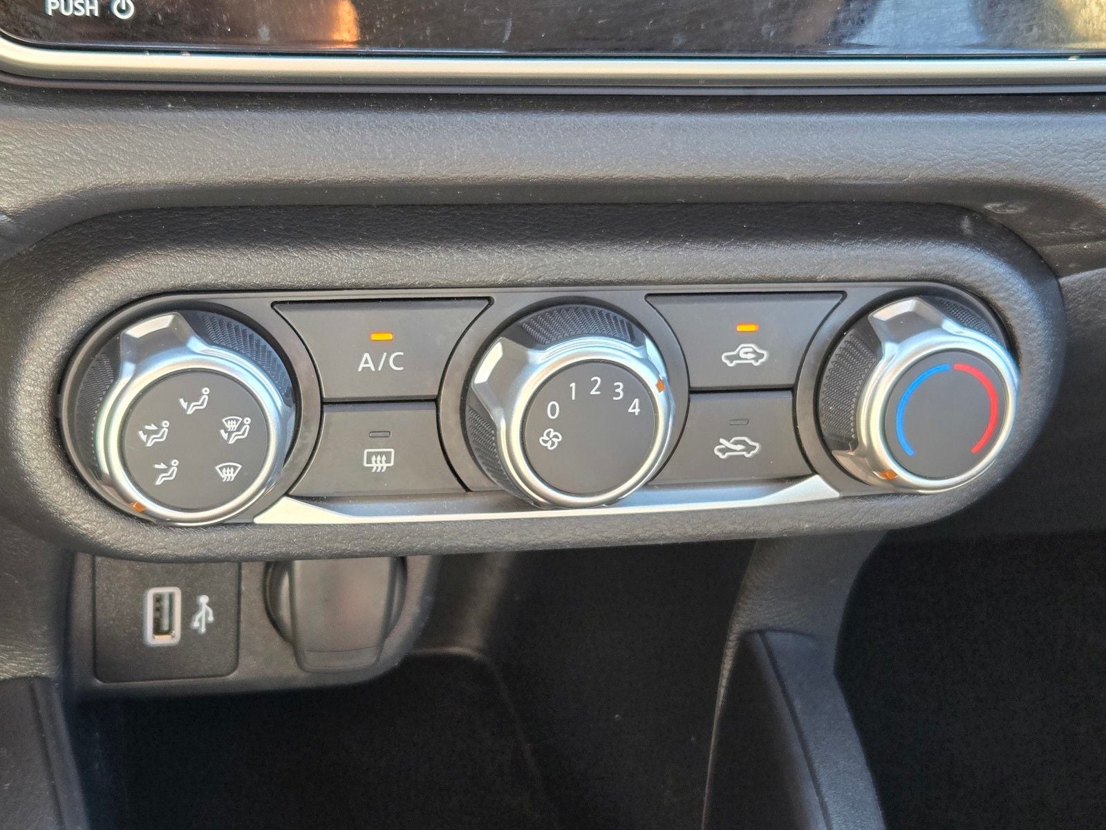 2023 Nissan Versa 1.6 S