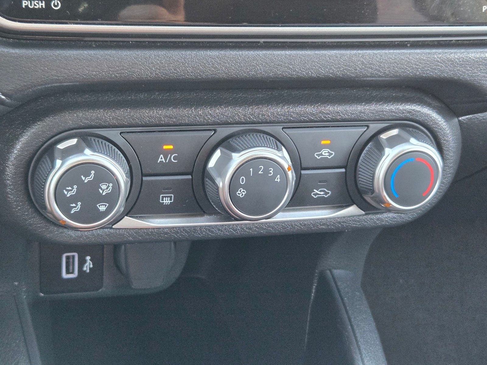 2024 Nissan Versa 1.6 S