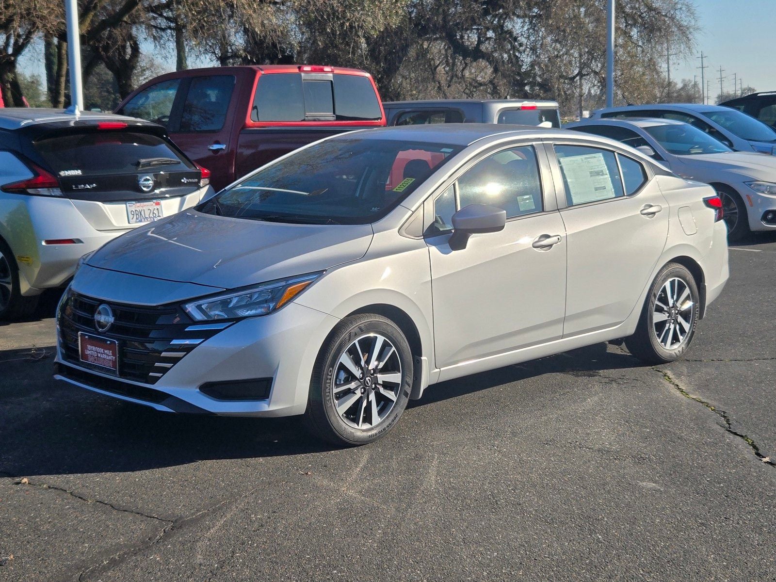 2025 Nissan Versa 1.6 SV