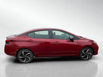 2025 Nissan Versa 1.6 SR