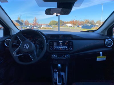 2025 Nissan Versa 1.6 SR