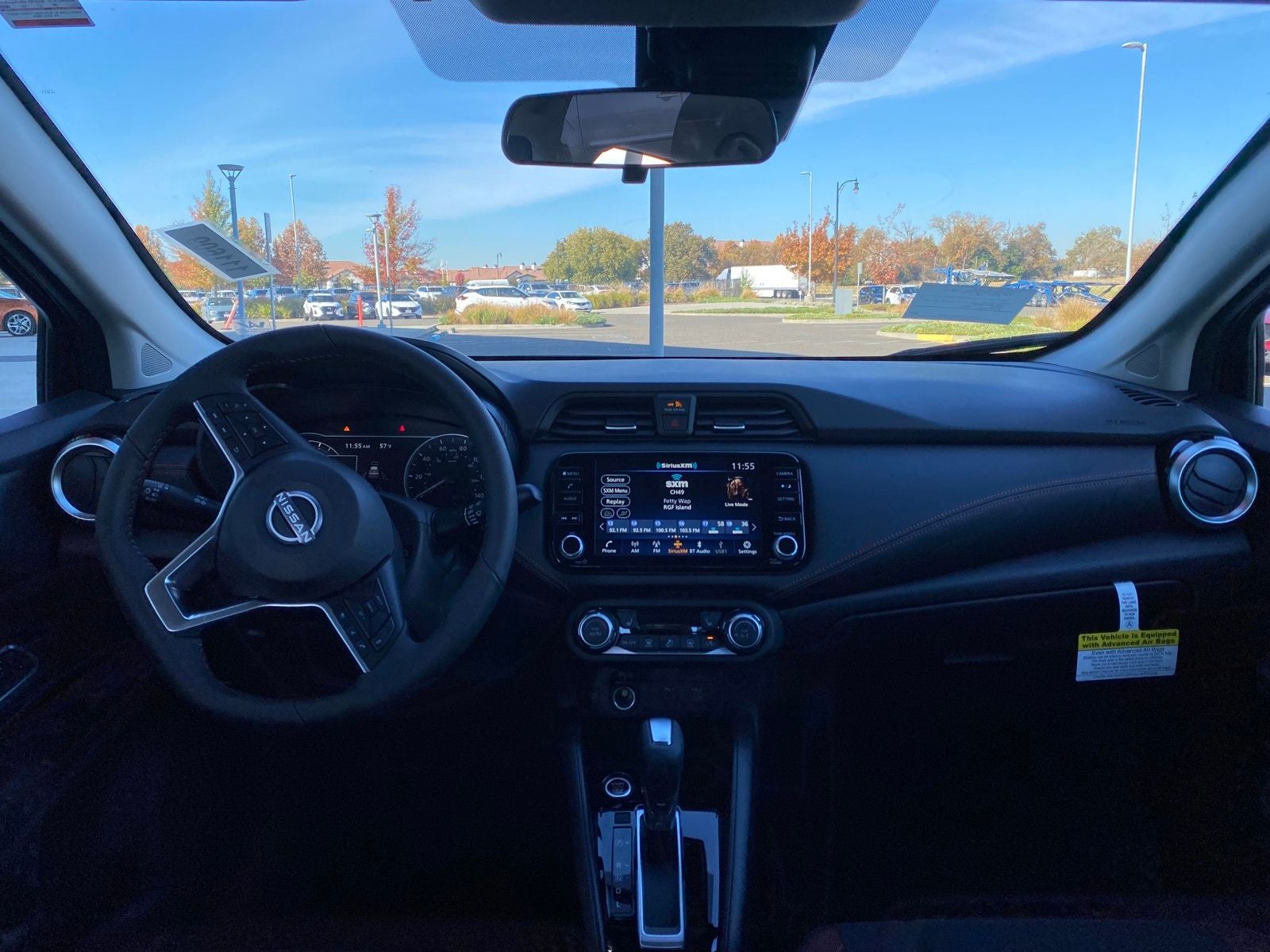 2025 Nissan Versa 1.6 SR