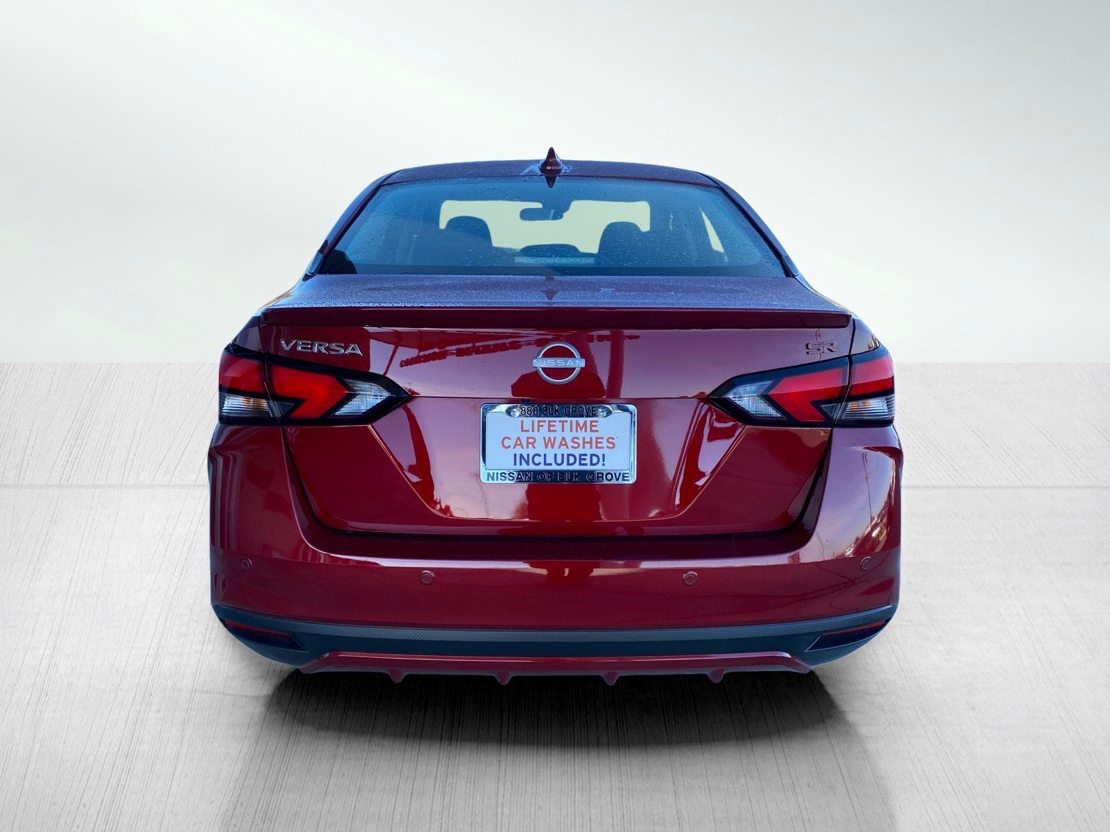 2025 Nissan Versa 1.6 SR