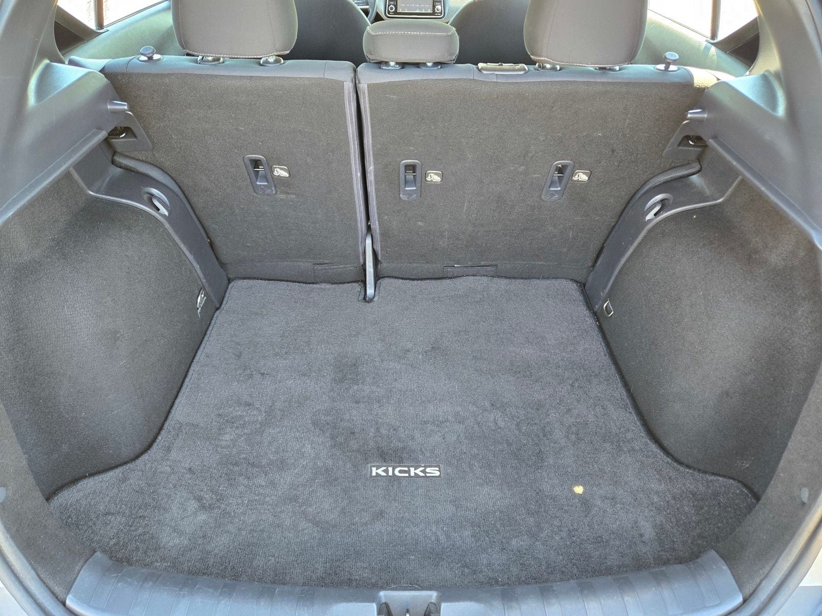 2020 Nissan Kicks S