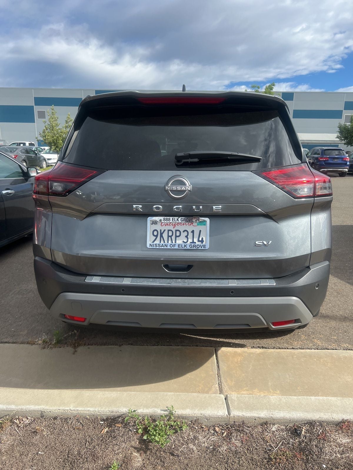 2023 Nissan Rogue SV