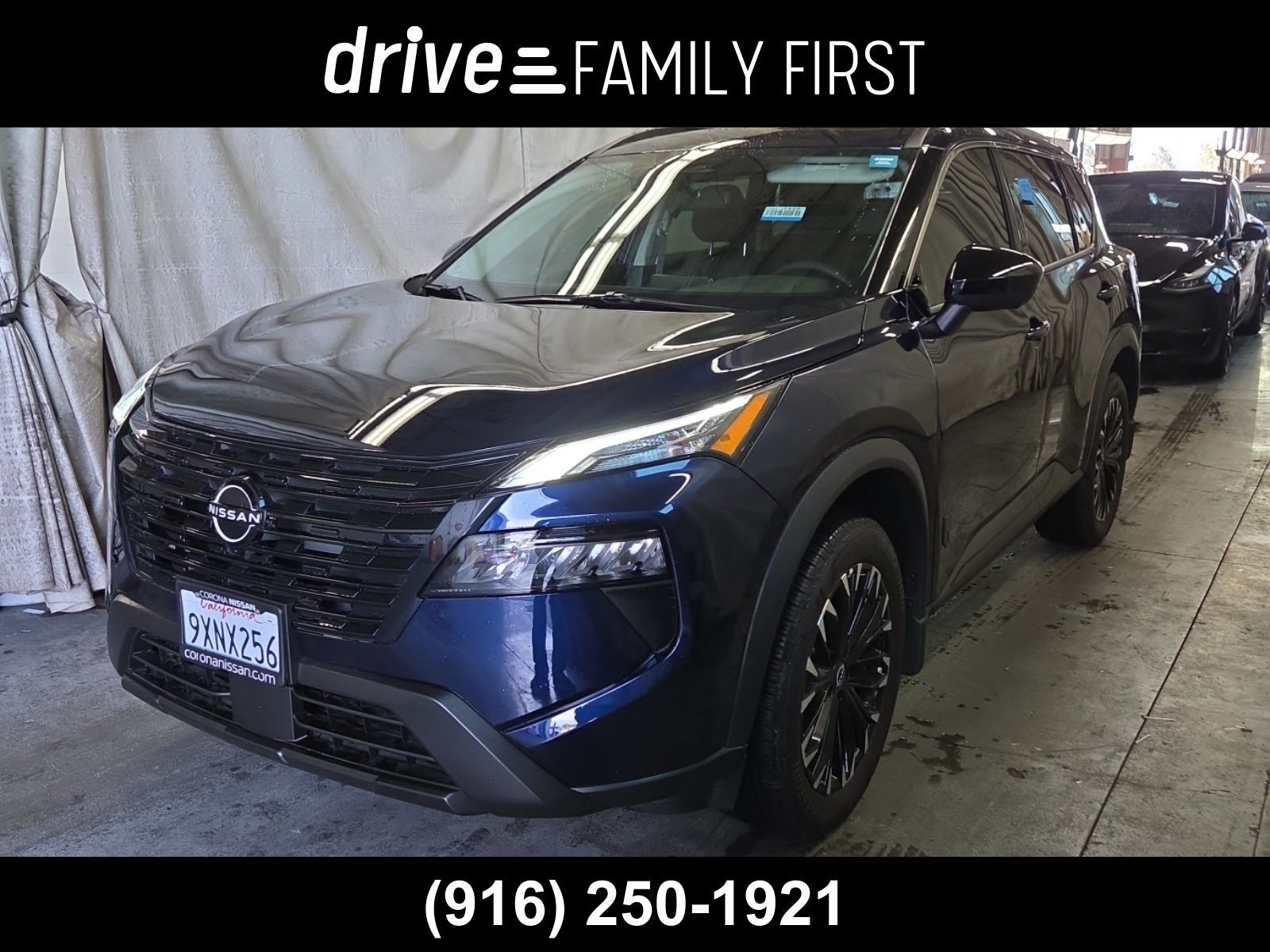 2026 Nissan Rogue Dark Armor's photo