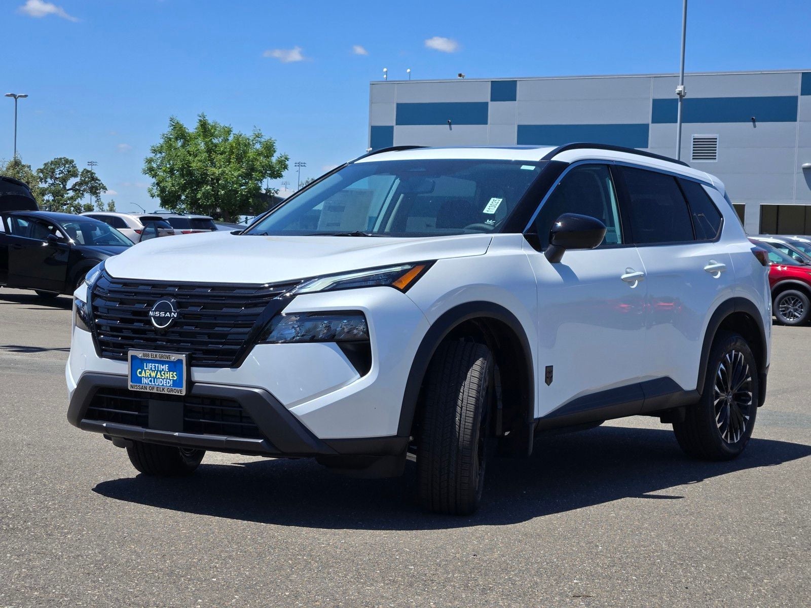 2026 Nissan Rogue Dark Armor