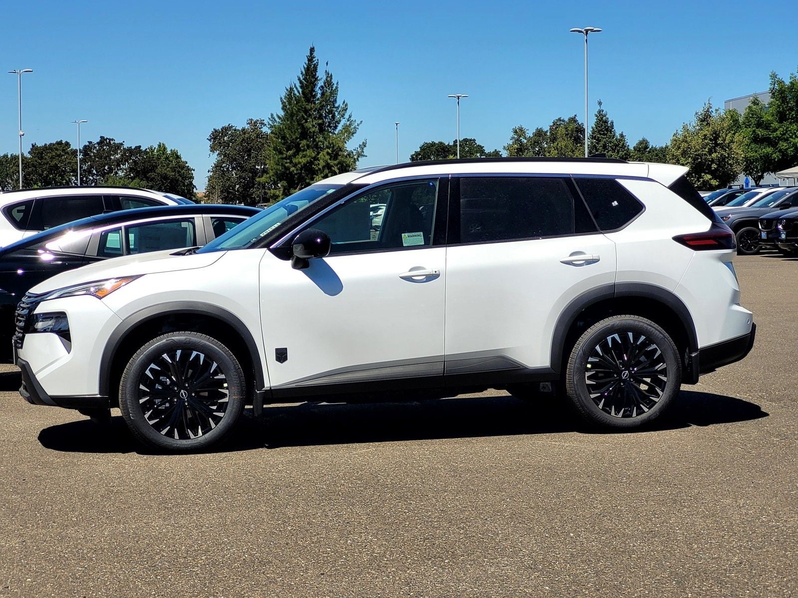 2026 Nissan Rogue Dark Armor