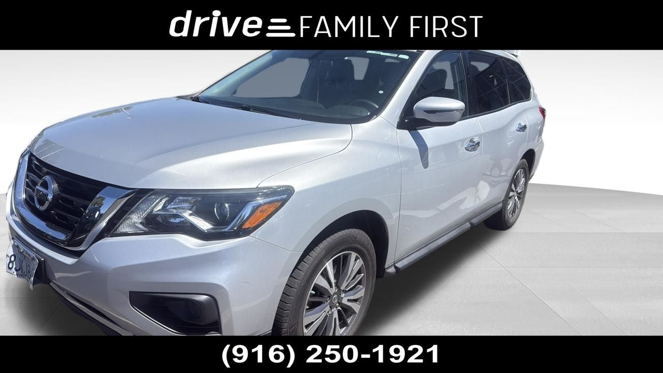 2019 Nissan Pathfinder S