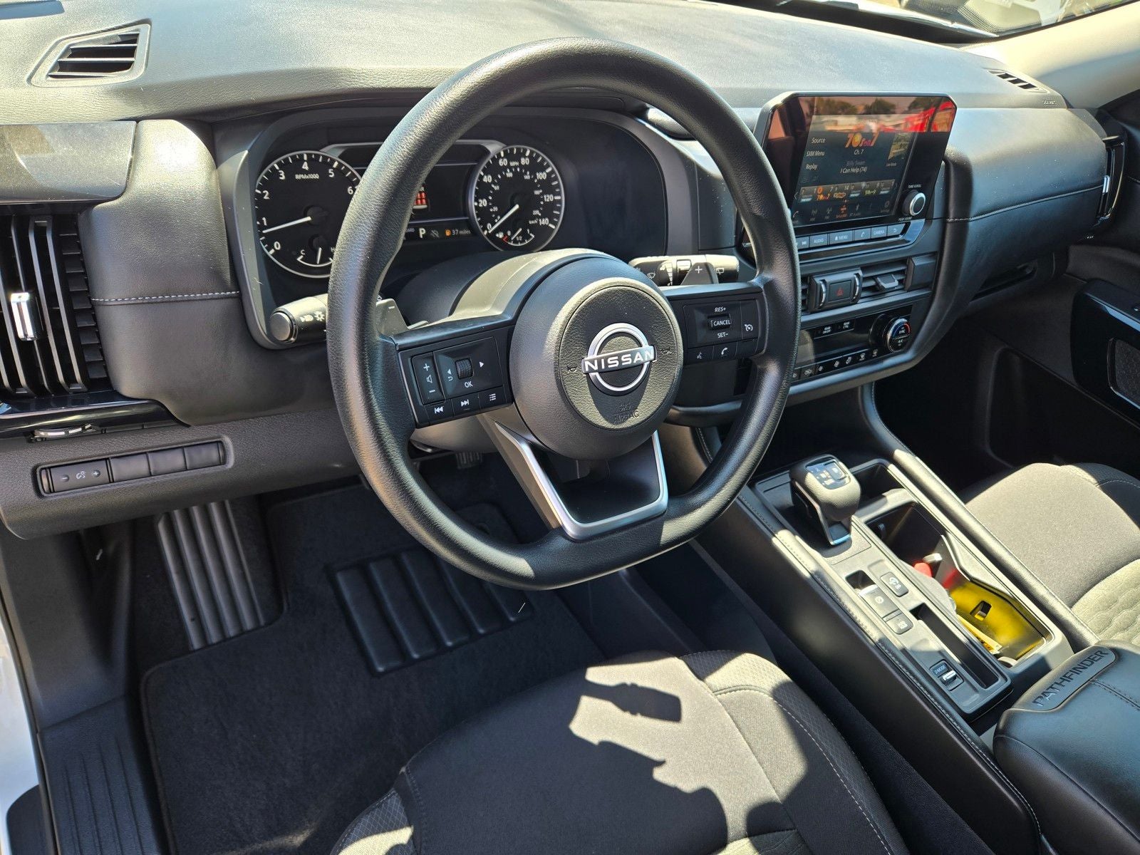 2025 Nissan Pathfinder S