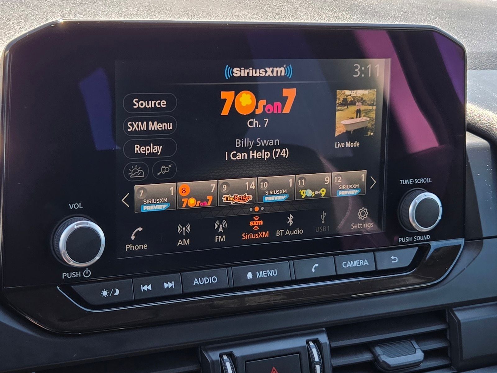 2025 Nissan Pathfinder S
