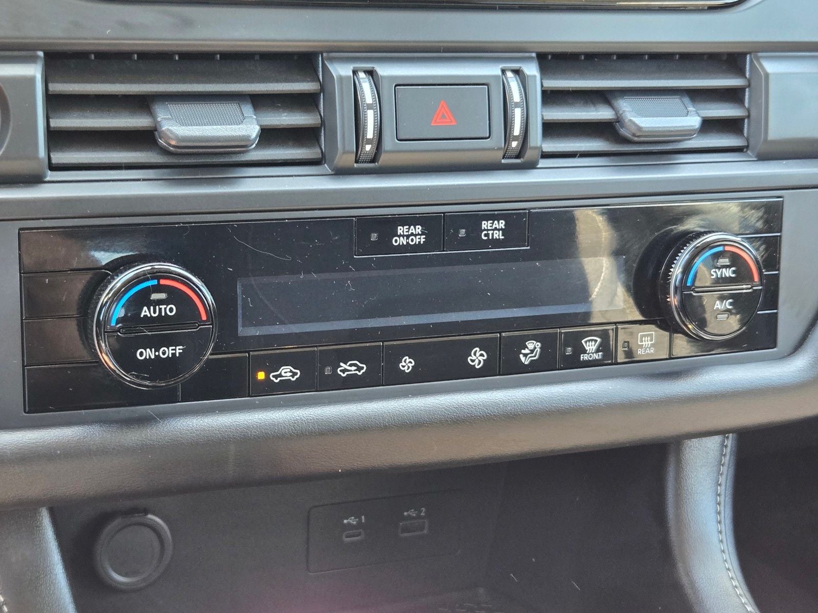 2025 Nissan Pathfinder S