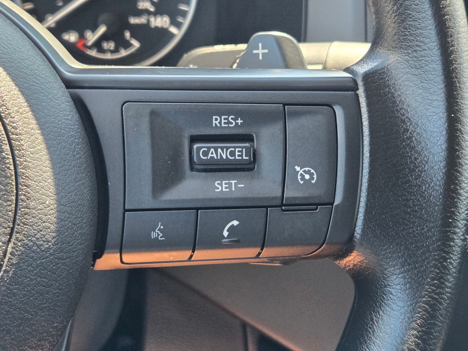 2025 Nissan Pathfinder S