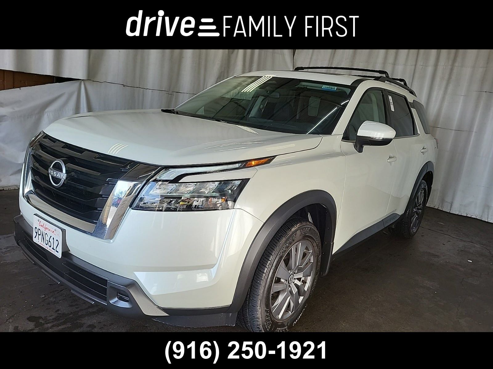 2024 Nissan Pathfinder SV