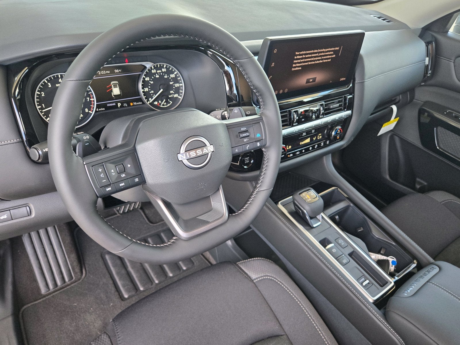 2026 Nissan Pathfinder SV