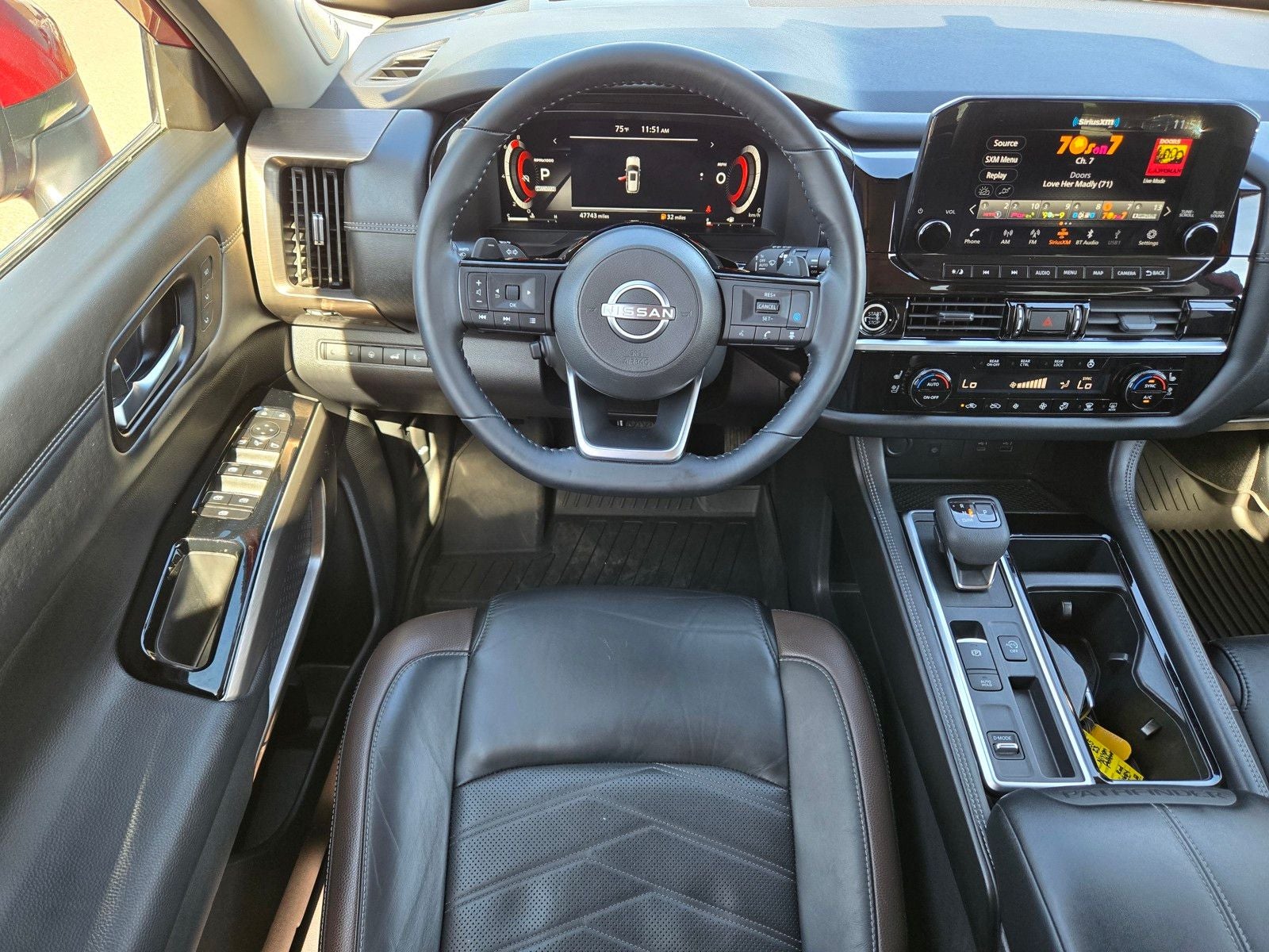 2023 Nissan Pathfinder Platinum