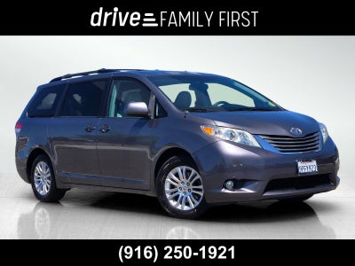2011 Toyota Sienna XLE