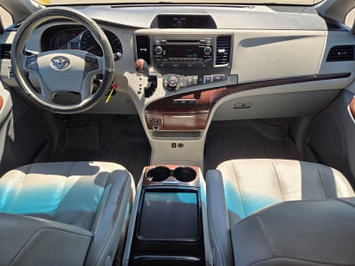 2011 Toyota Sienna XLE