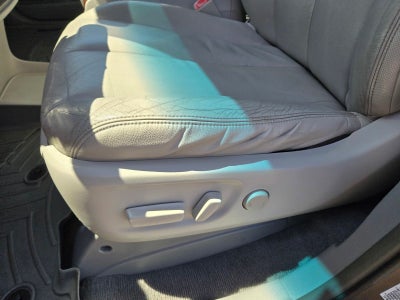 2011 Toyota Sienna XLE