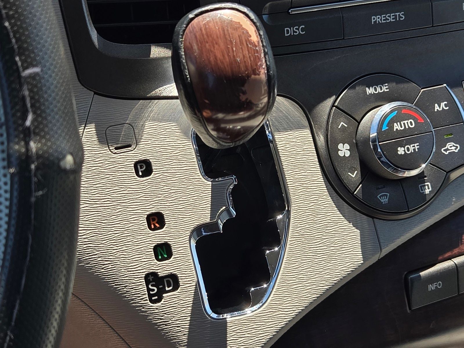 2011 Toyota Sienna XLE