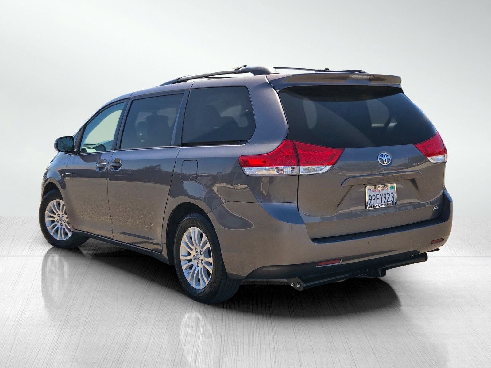 2011 Toyota Sienna XLE