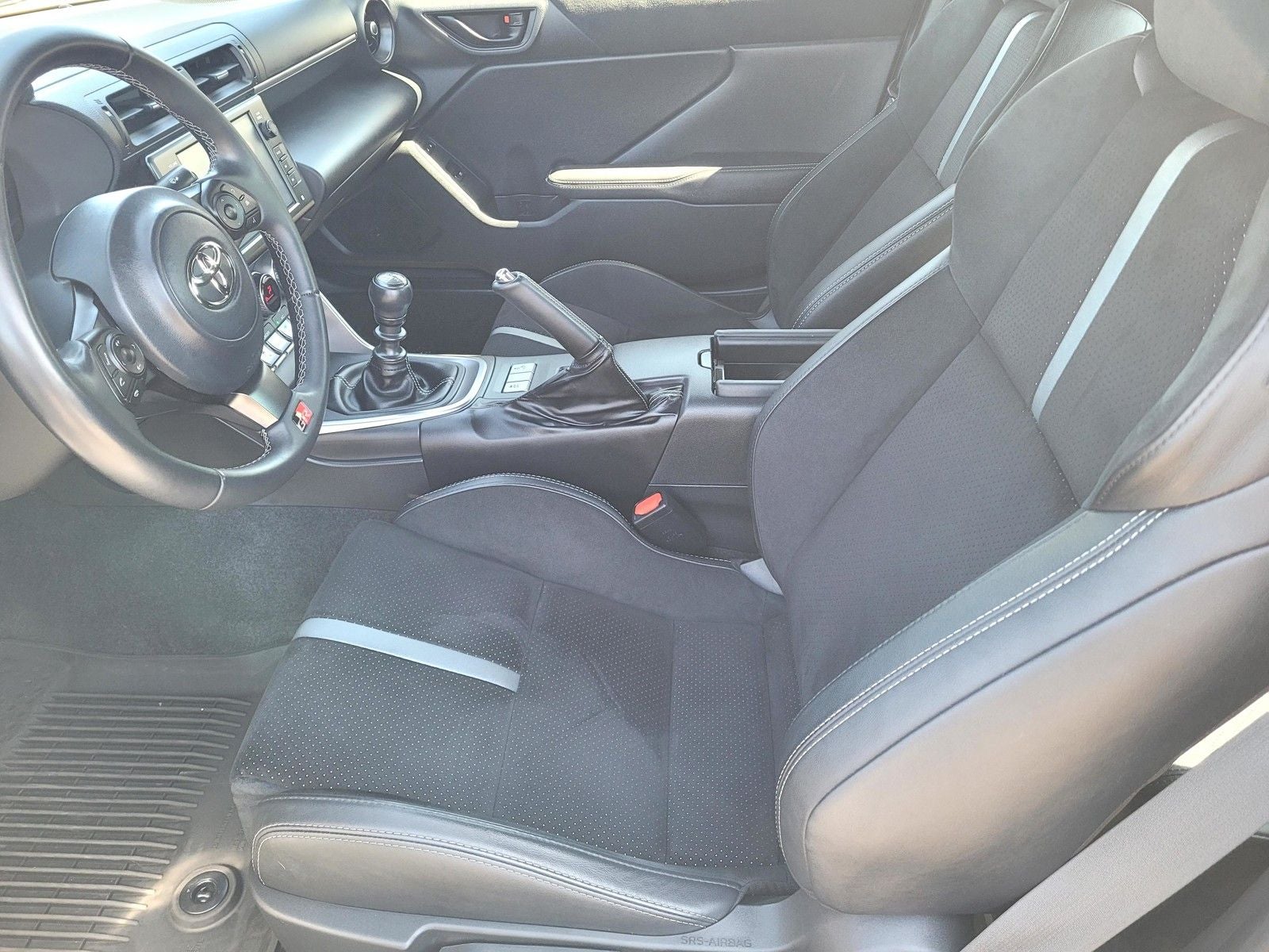 2025 Toyota GR86 Premium