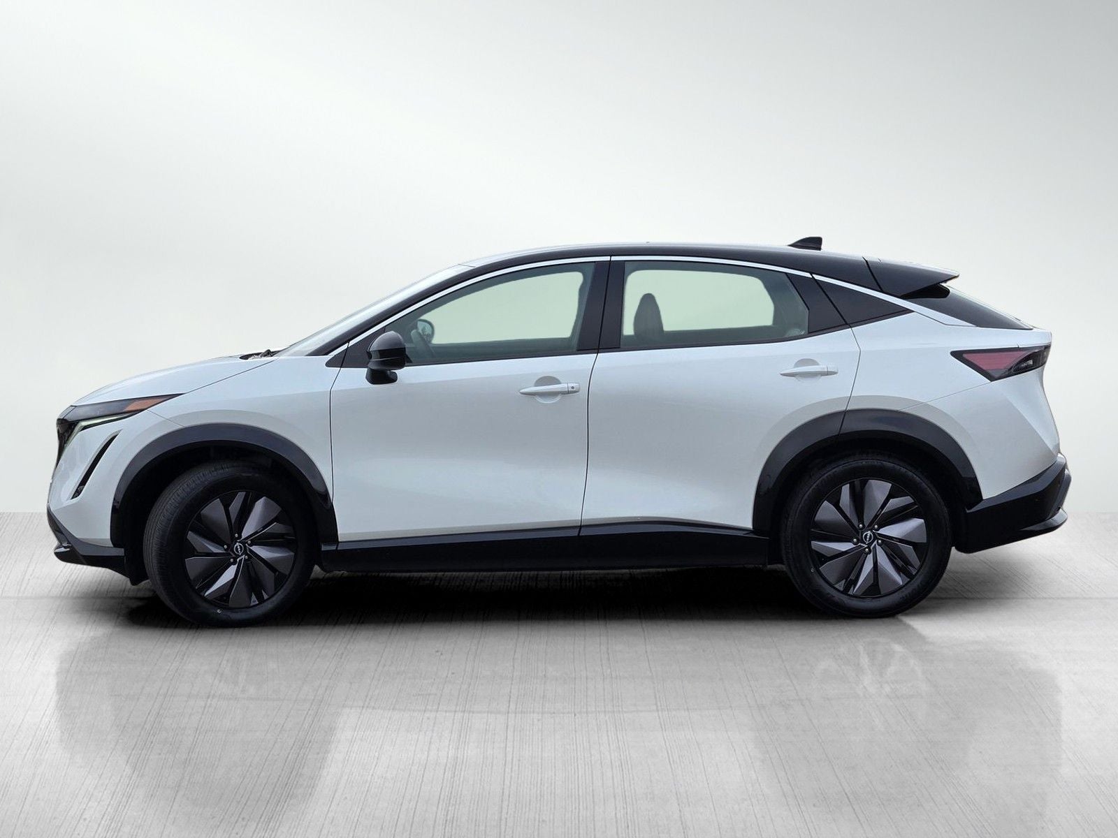 2024 Nissan Ariya ENGAGE