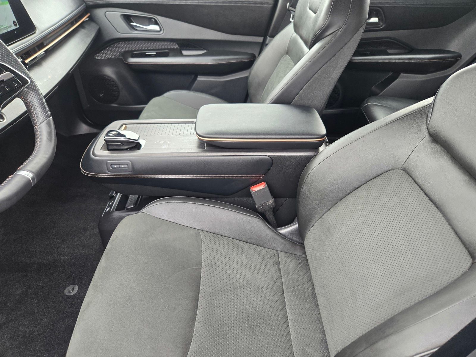 2024 Nissan Ariya ENGAGE