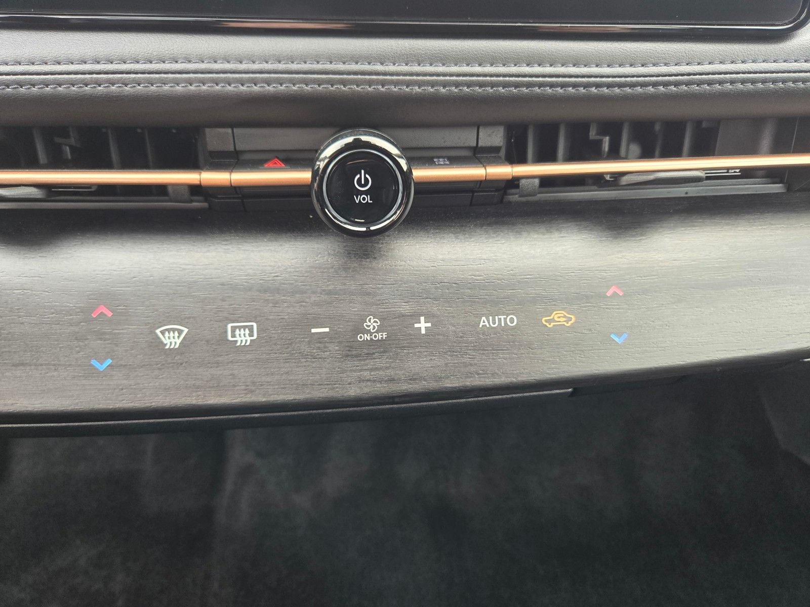 2024 Nissan Ariya ENGAGE