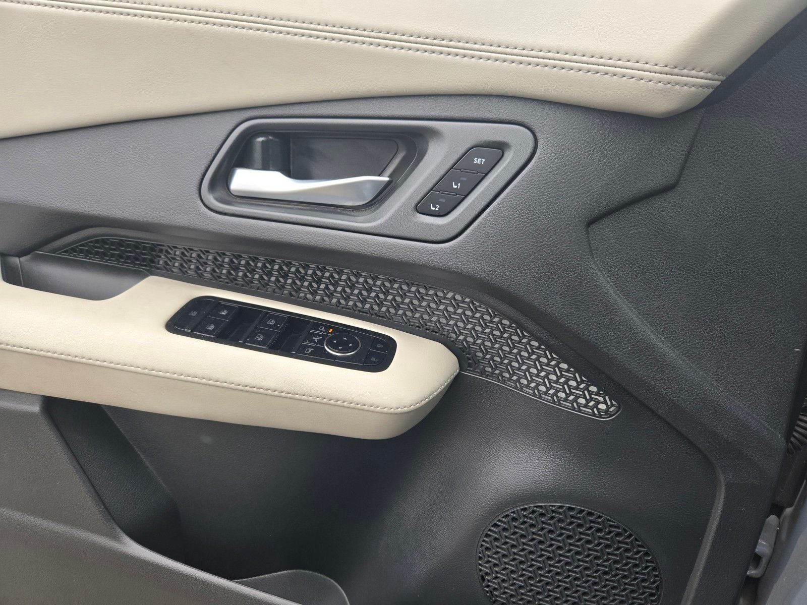 2024 Nissan Ariya ENGAGE