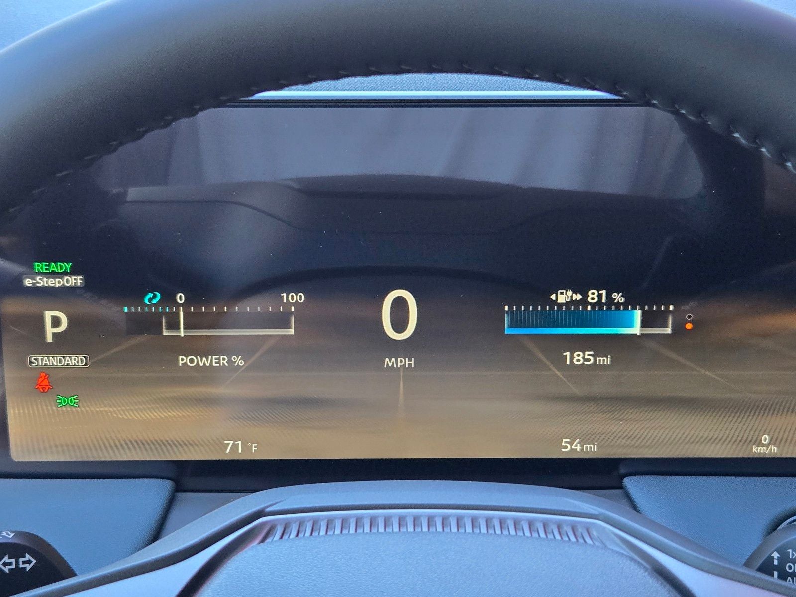 2026 Nissan Leaf PLATINUM+