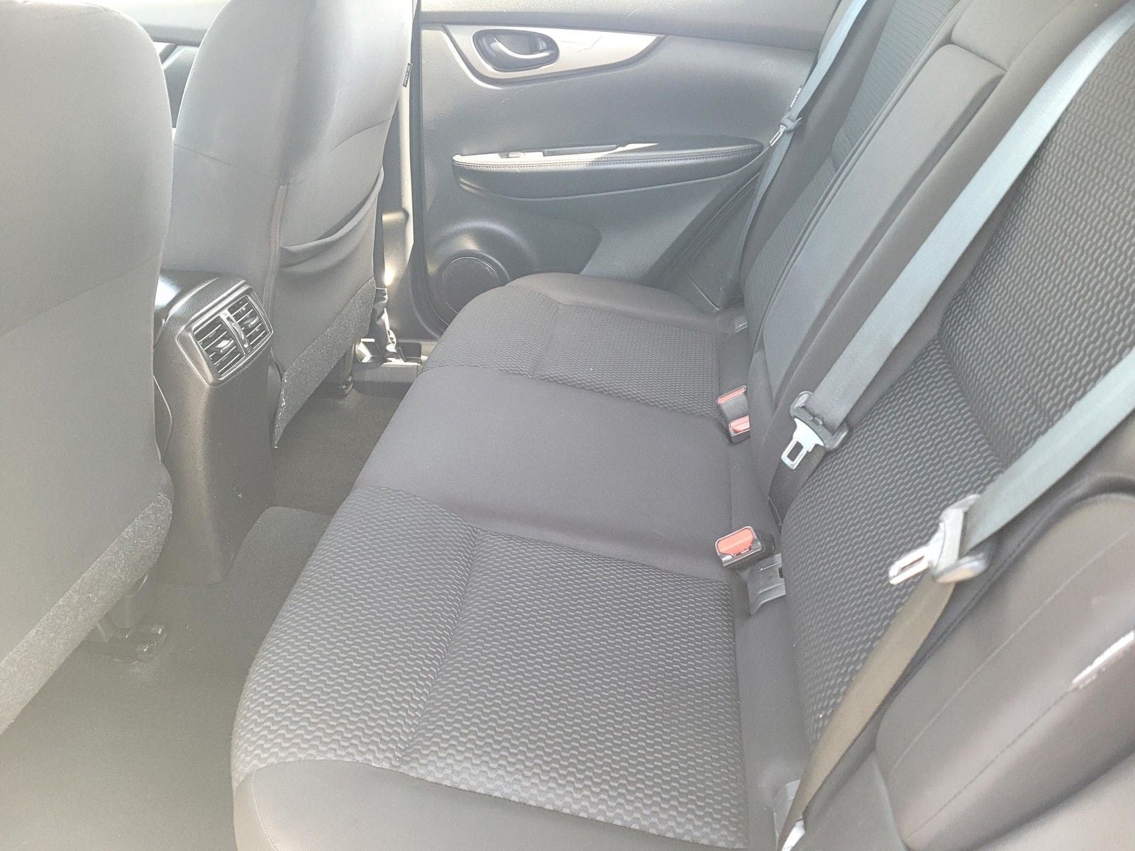 2022 Nissan Rogue Sport S