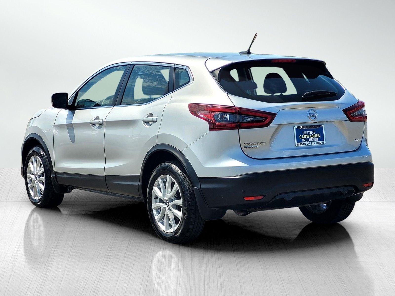 2022 Nissan Rogue Sport S