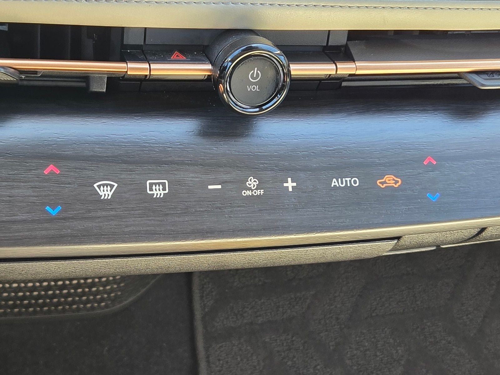 2025 Nissan Ariya ENGAGE