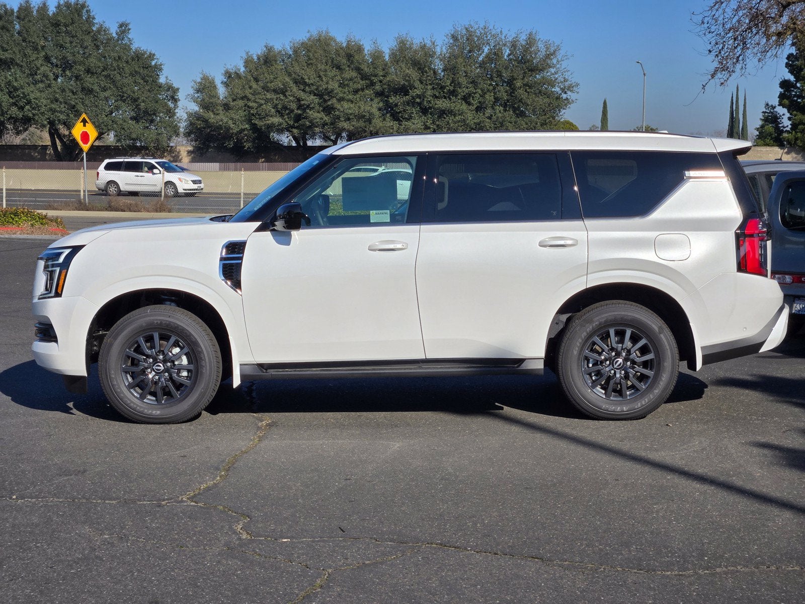 2026 Nissan Armada SV