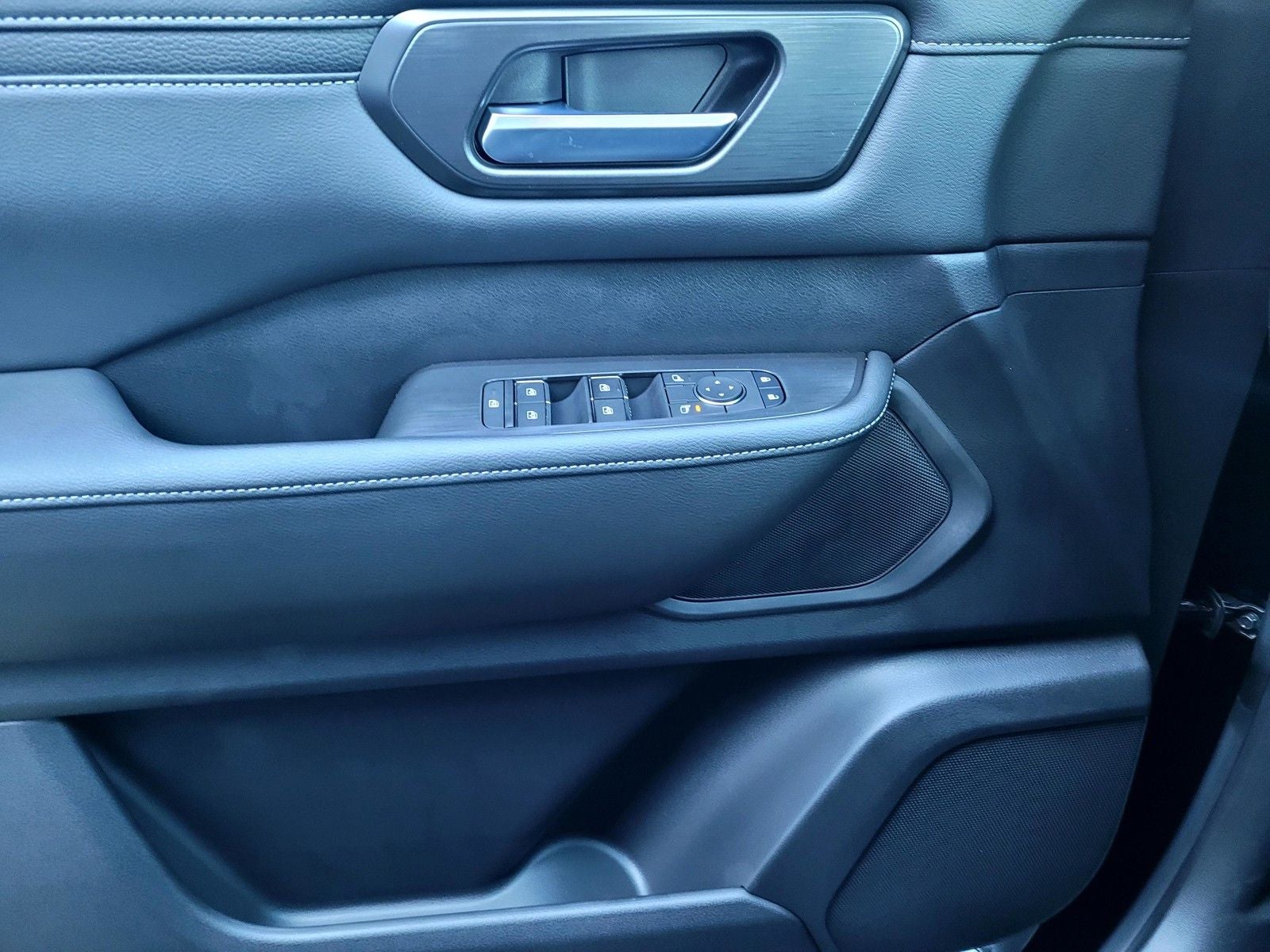 2026 Nissan Armada SV